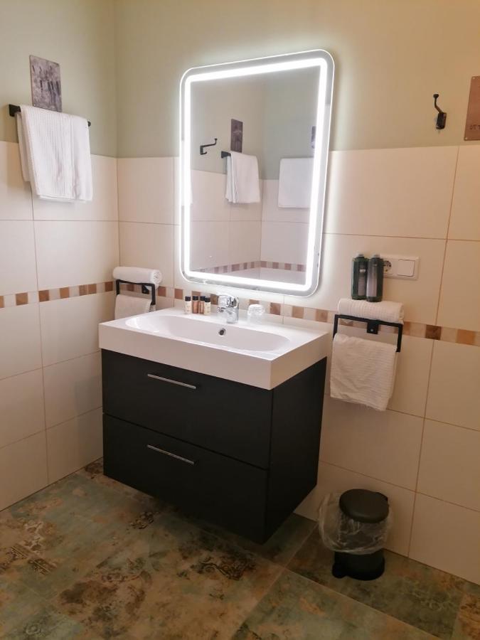 Bad Emser Hof 3*